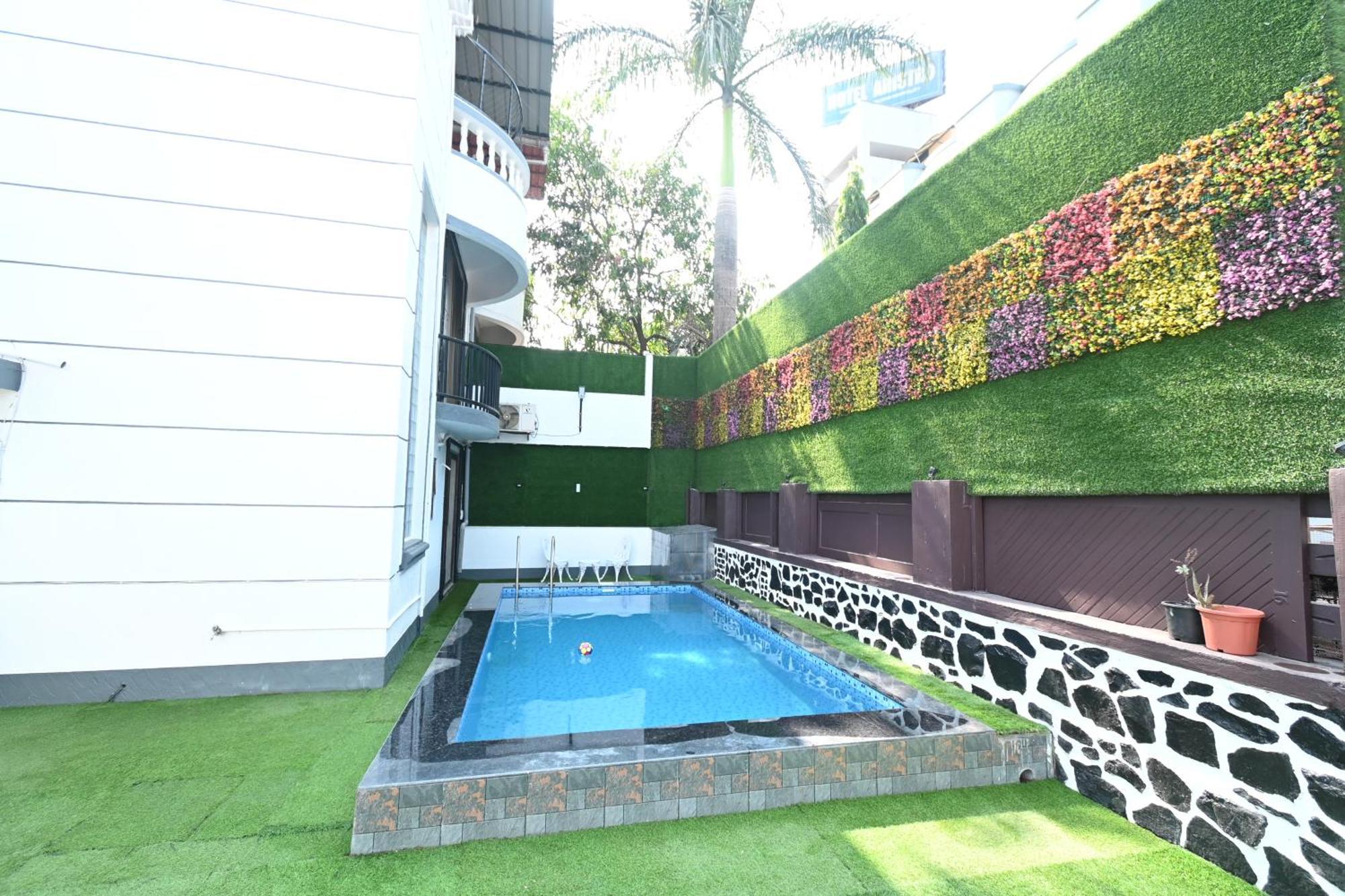 Emerald Villa Lonavala Eksteriør billede
